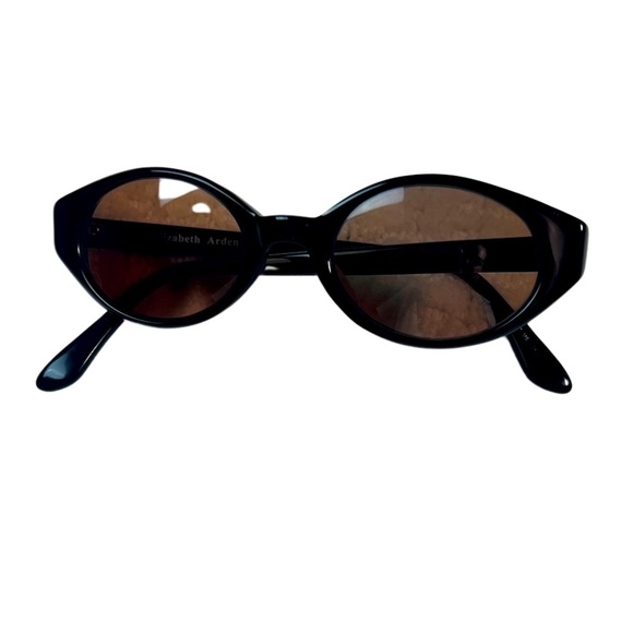 Elizabeth Arden Accessories - Elizabeth Arden sophisticated retro oval driving sun glasses oval black frames